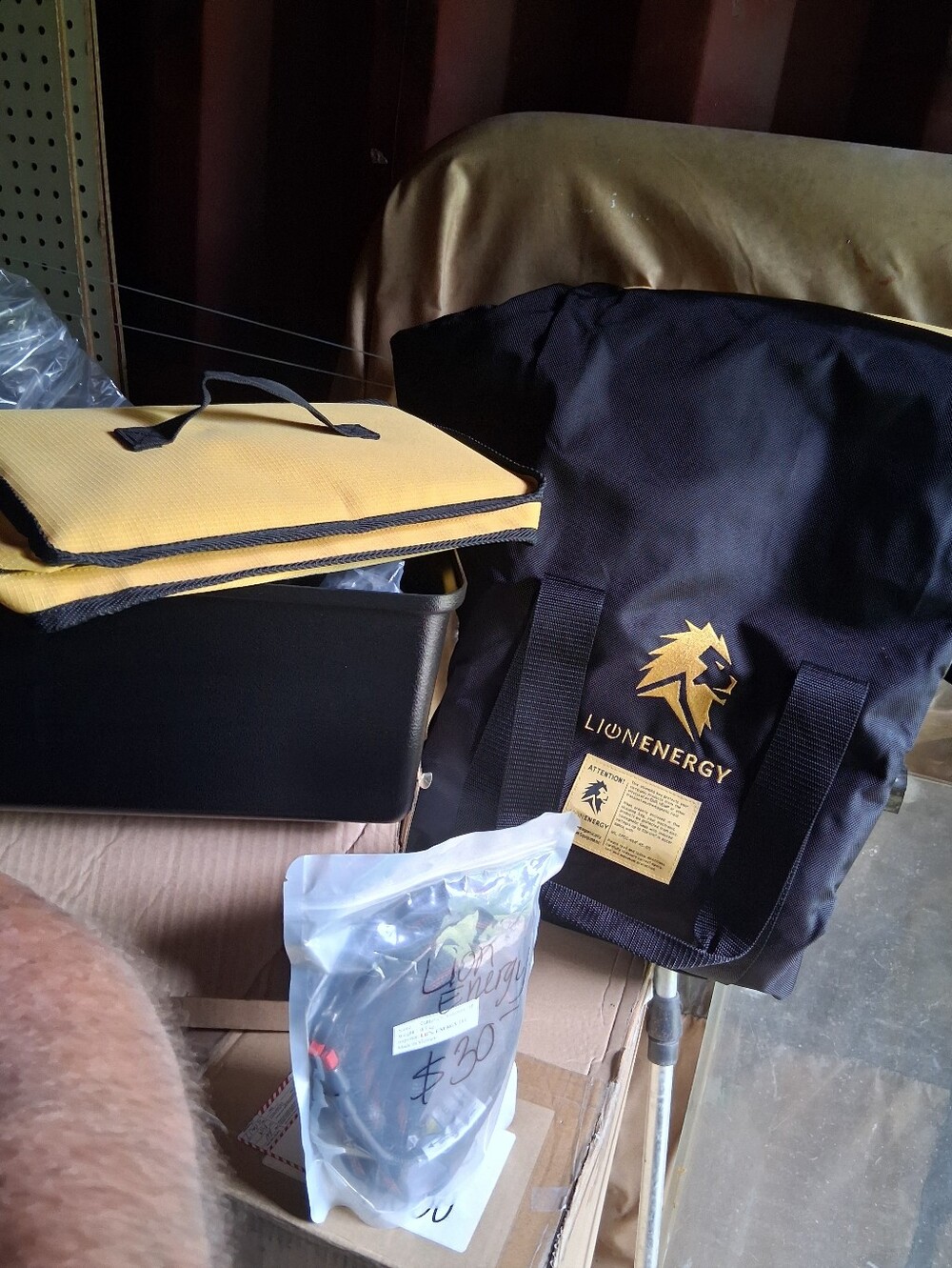 NiB☆ LION Energy EMP Bag